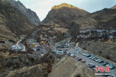 （走进中国乡村）西藏德仲